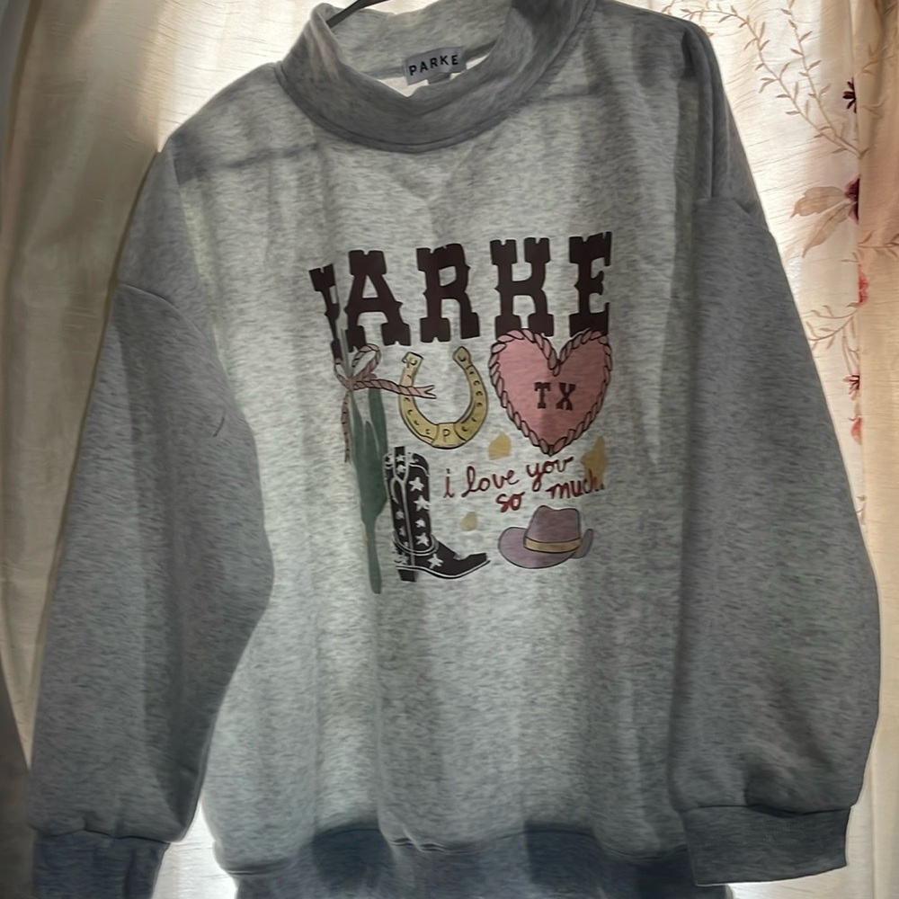 New sweatshirt size small to large